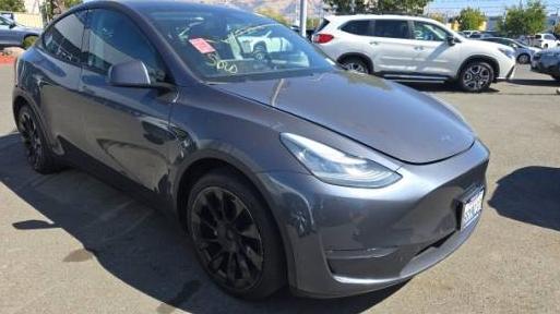 TESLA MODEL Y 2020 5YJYGDEE3LF034143 image